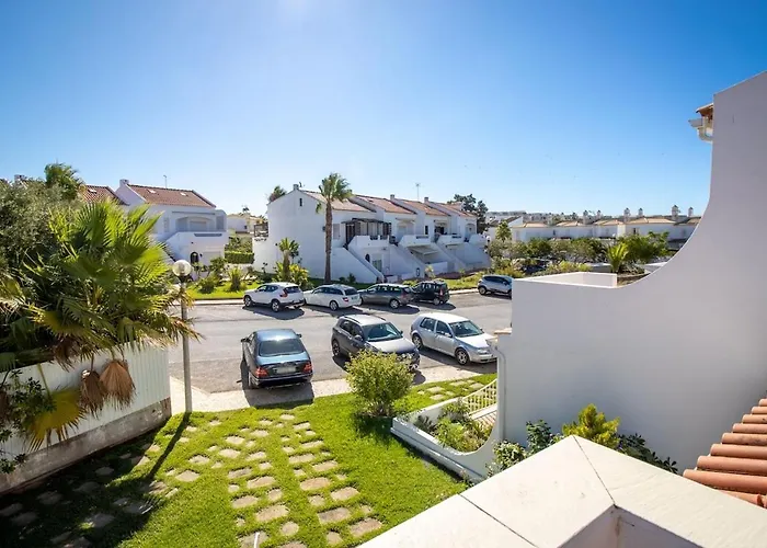 Casa Sauchi Mit Gemeinschaftspool - Neu Renoviert * Albufeira