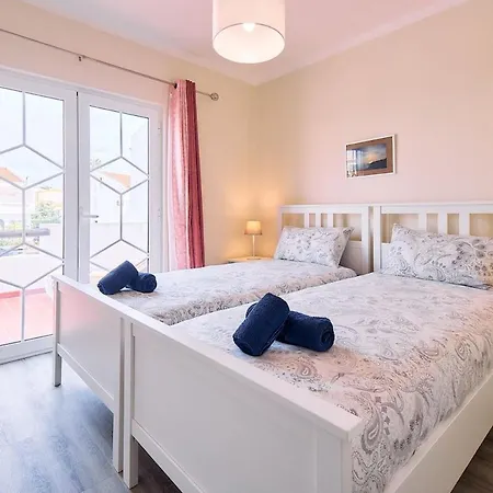 Casa Sauchi Mit Gemeinschaftspool - Neu Renoviert Hébergement de vacances Albufeira