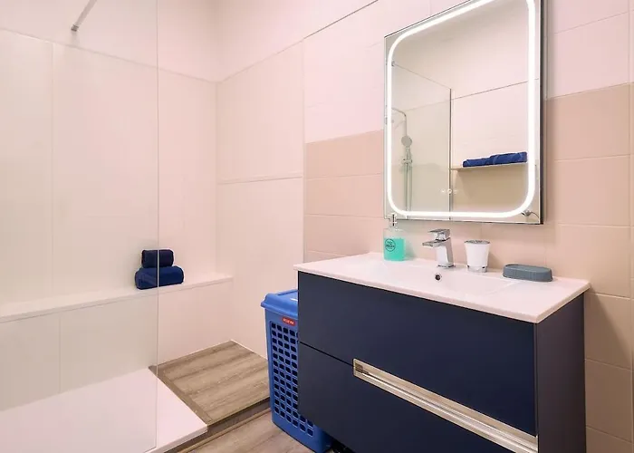 Casa Sauchi Mit Gemeinschaftspool - Neu Renoviert Albufeira
