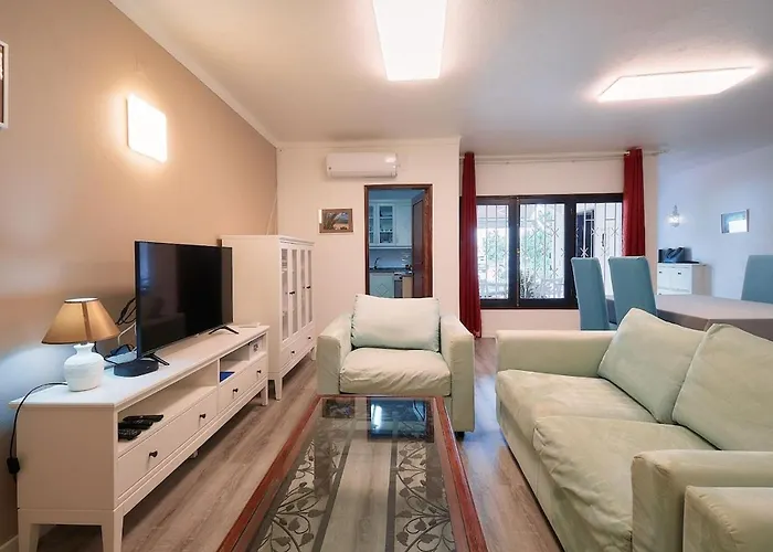 Casa Sauchi Mit Gemeinschaftspool - Neu Renoviert *