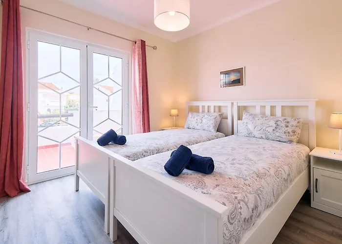 Casa Sauchi Mit Gemeinschaftspool - Neu Renoviert Hébergement de vacances Albufeira