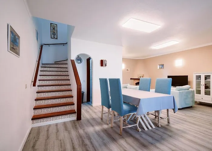 Casa Sauchi Mit Gemeinschaftspool - Neu Renoviert Hébergement de vacances Albufeira